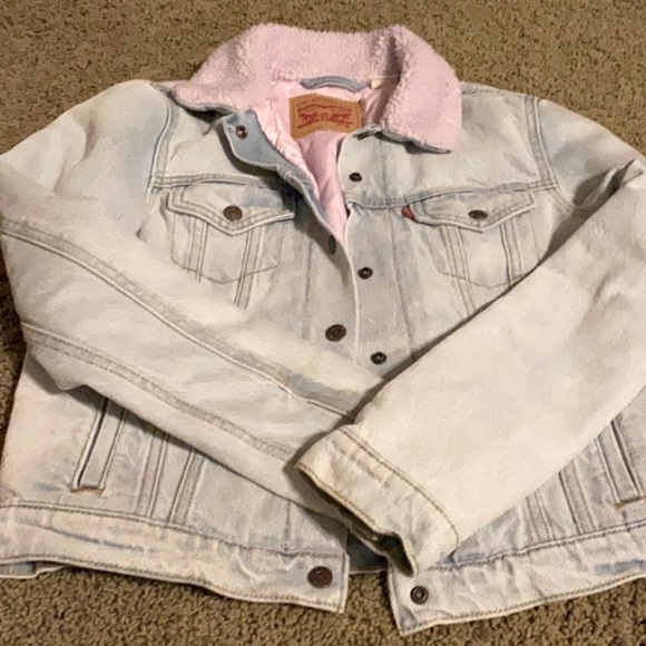 Lilac purple Sherpa fur Levi’s jean jacket